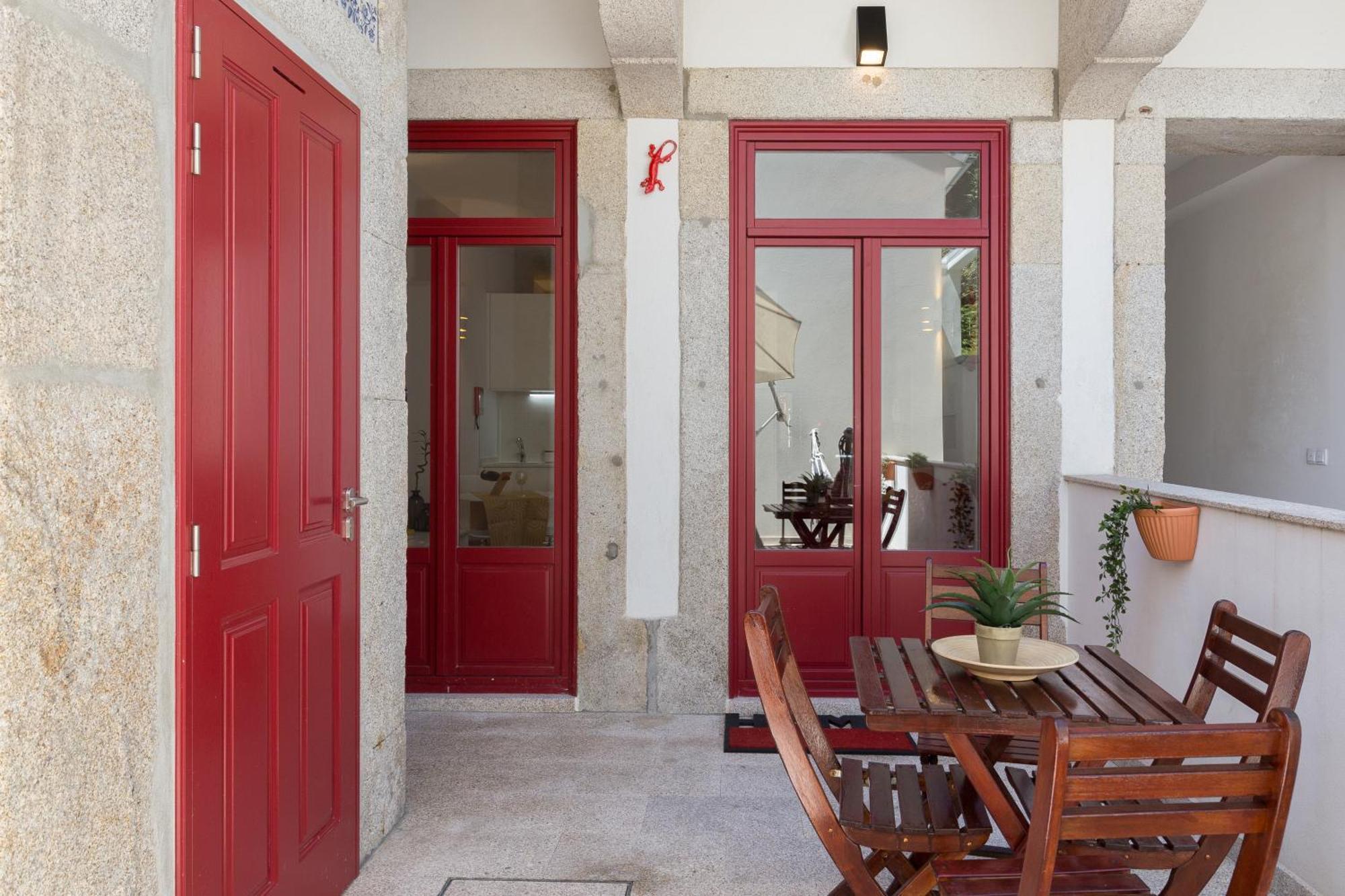 Apartamento Spacious Bright Flat W/ Terrace By Host Wise Porto